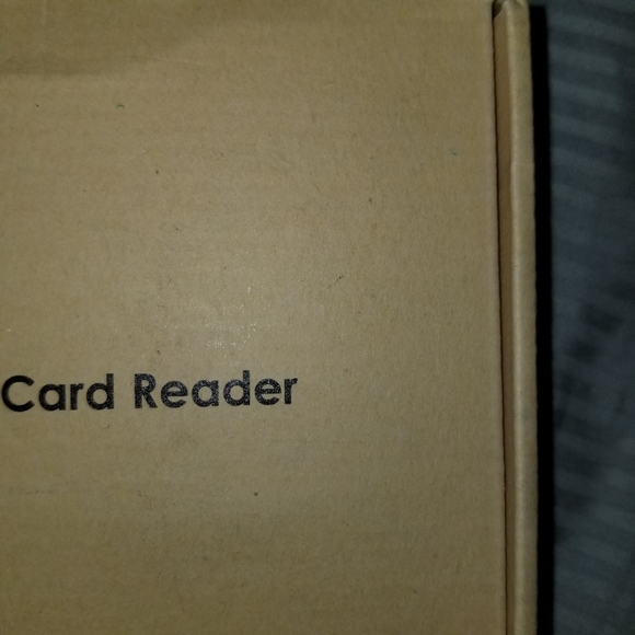 Card reader - Picture 3 of 5